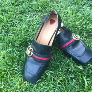 Authentic Gucci Double G loafers - Size 39